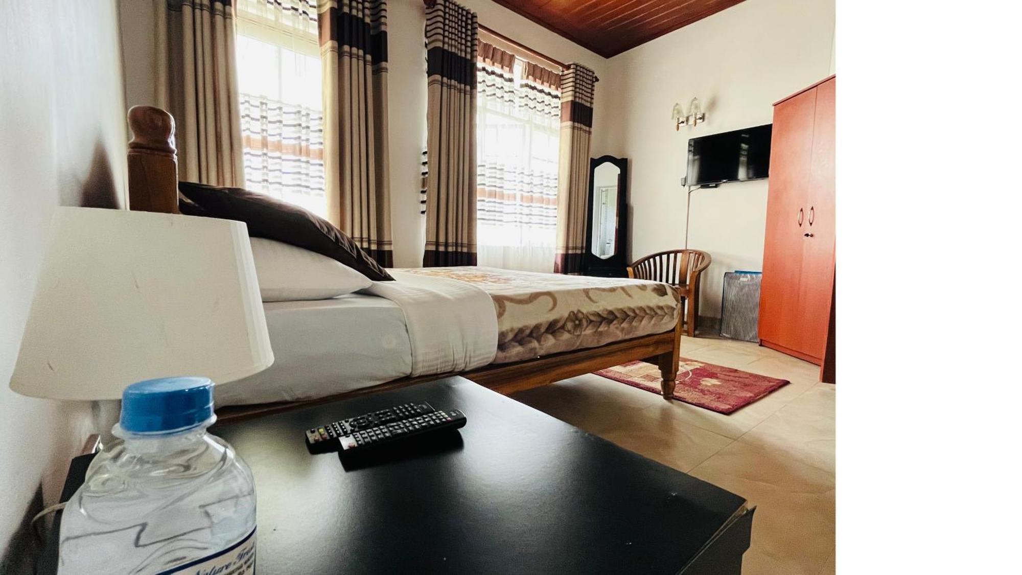 Thuring'S Holiday Bungalow Нувара Елия Екстериор снимка