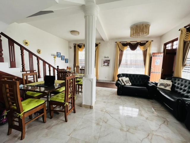 Thuring'S Holiday Bungalow Нувара Елия Екстериор снимка