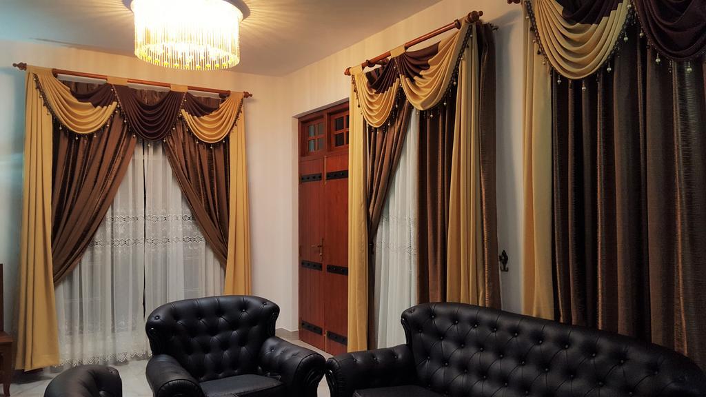 Thuring'S Holiday Bungalow Нувара Елия Екстериор снимка