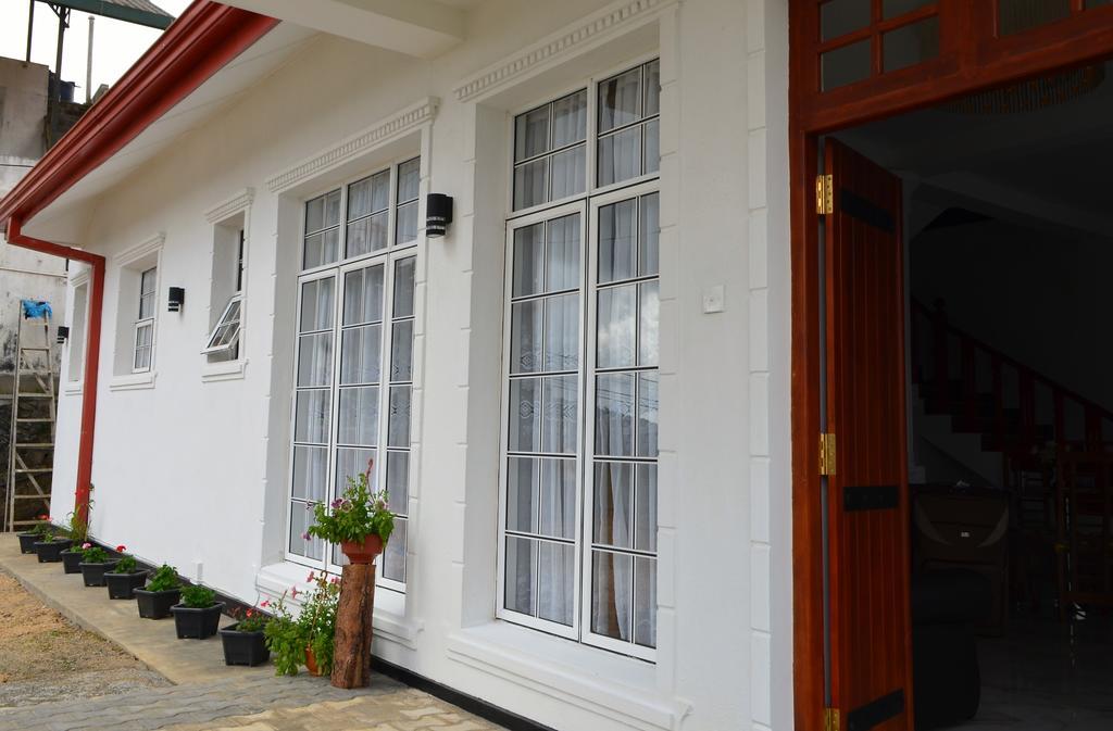 Thuring'S Holiday Bungalow Нувара Елия Екстериор снимка